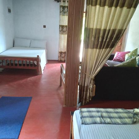 Soma Cabana, Homestay & Restaurant Tangalle Exterior foto