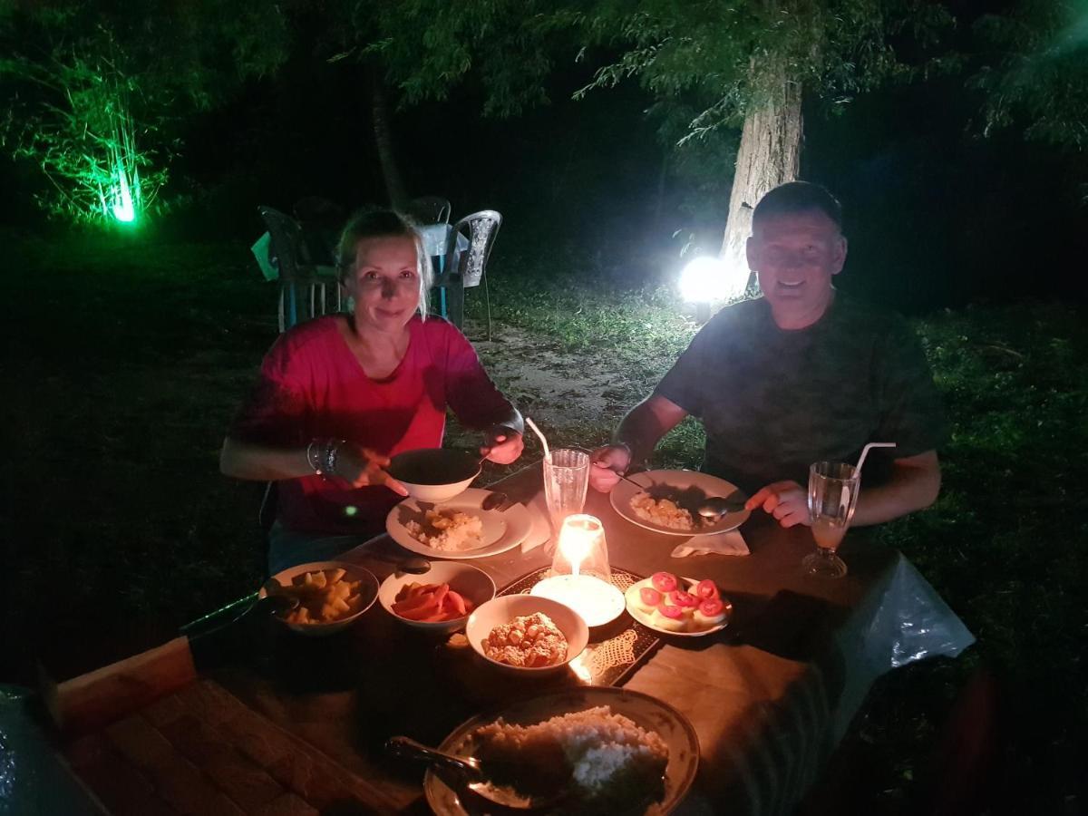 Soma Cabana, Homestay & Restaurant Tangalle Exterior foto